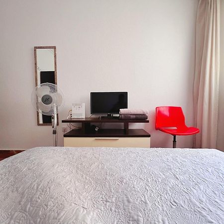 Vivienda La Merced Apartment Huelva Exterior foto